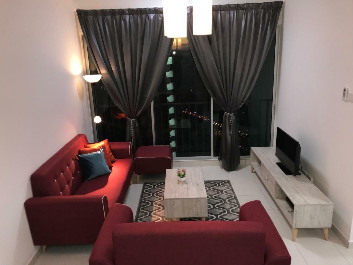 The Zizz Homestay@damansara Damai Apartment Petaling Jaya